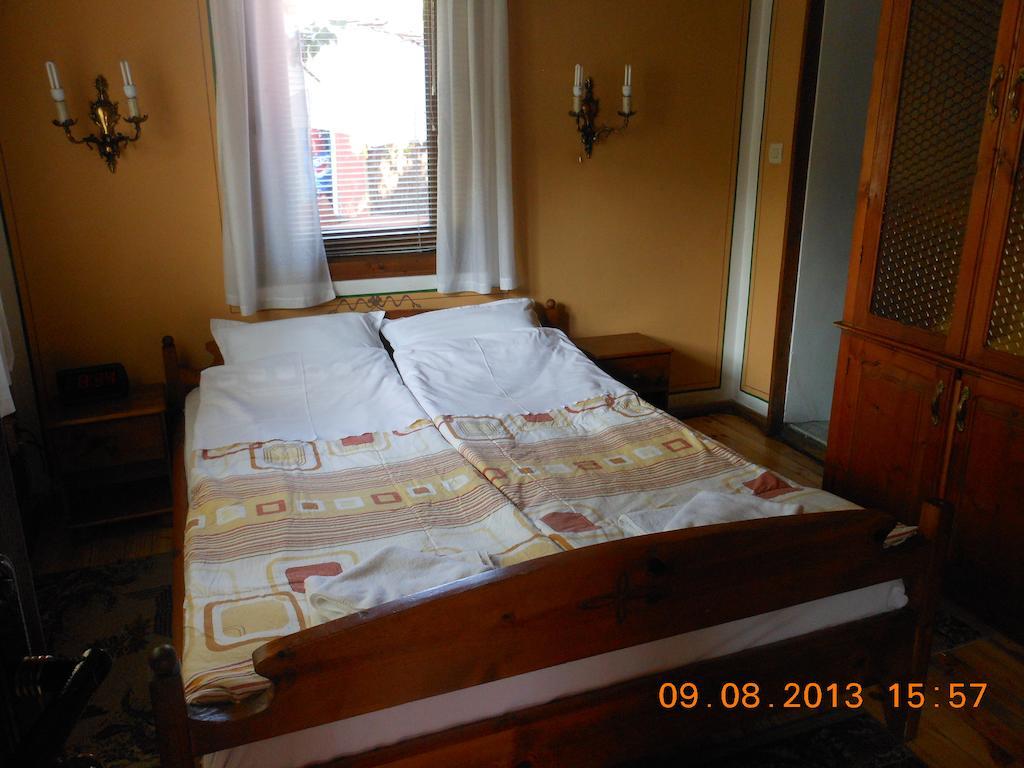 Family Hotel Kalina Koprivštica Pokoj fotografie